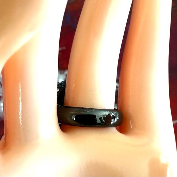 Akkad Bold Blue Crystal Statement Ring - Picture 4 of 11